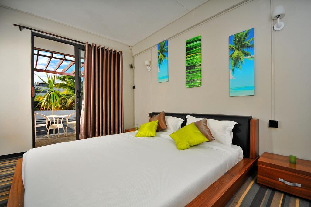 West Palm Inn Flic en Flac Quarto foto